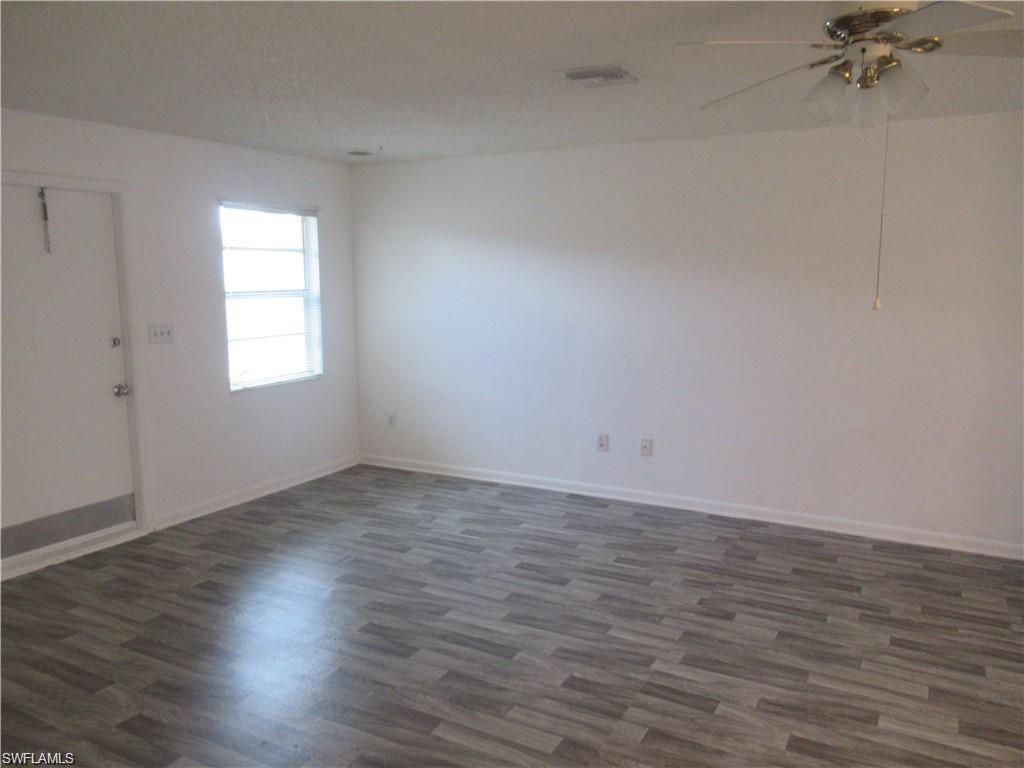 SAN CARLOS PARK - Residential Lease