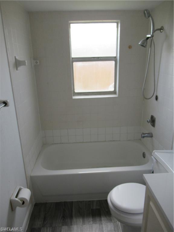 SAN CARLOS PARK - Residential Lease