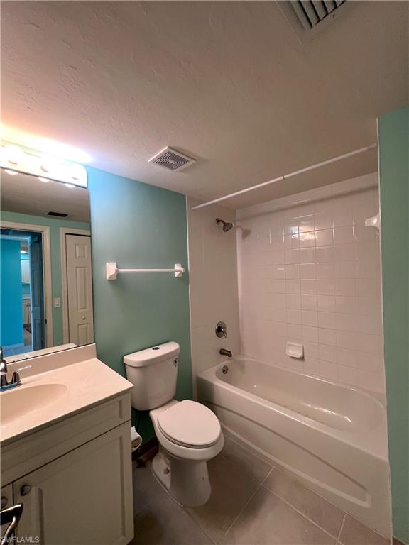 ISLAND COVE OF CAPE CORAL - Residential Lease