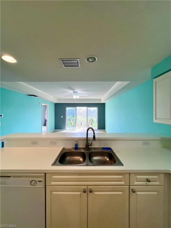 ISLAND COVE OF CAPE CORAL - Residential Lease