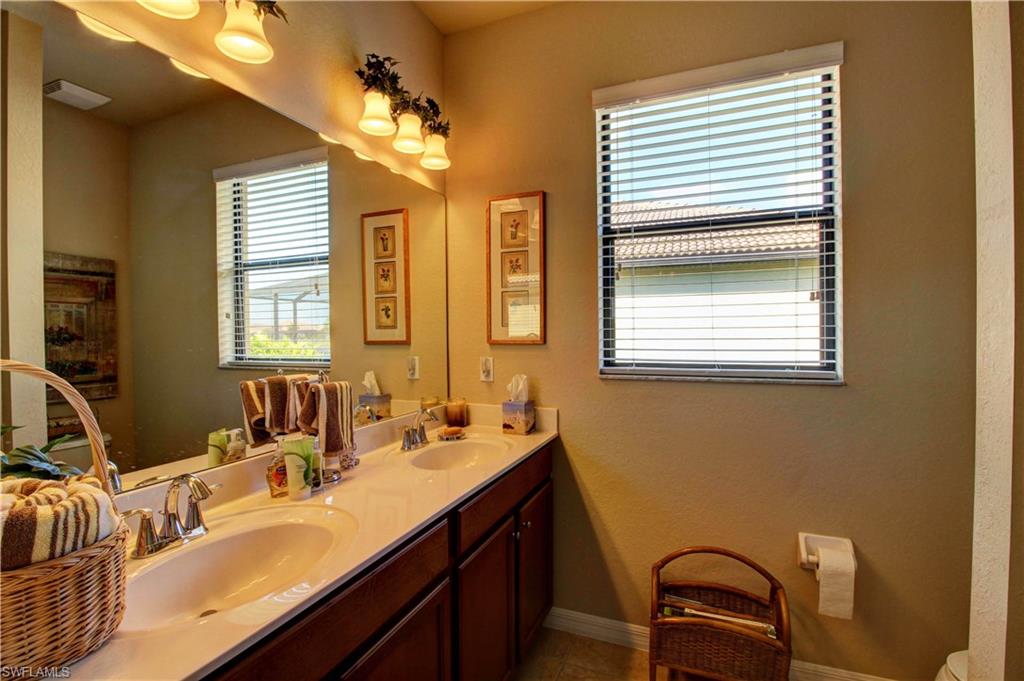 HAMPTON PARK - Residential