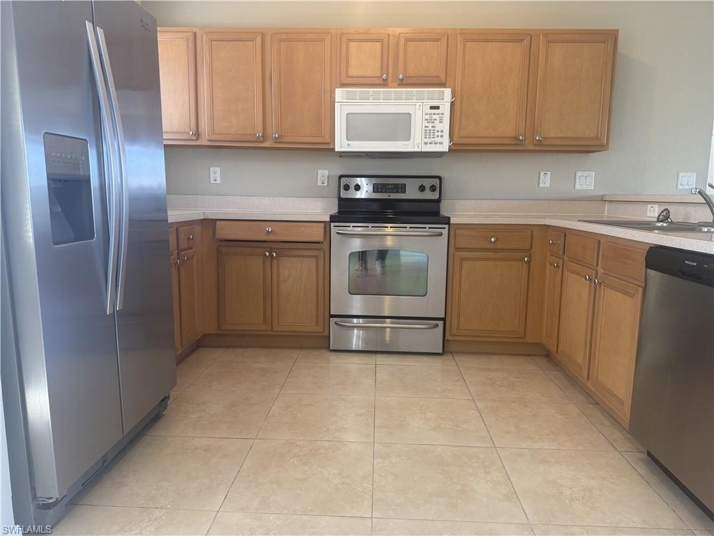 CAPE CORAL - Residential Lease