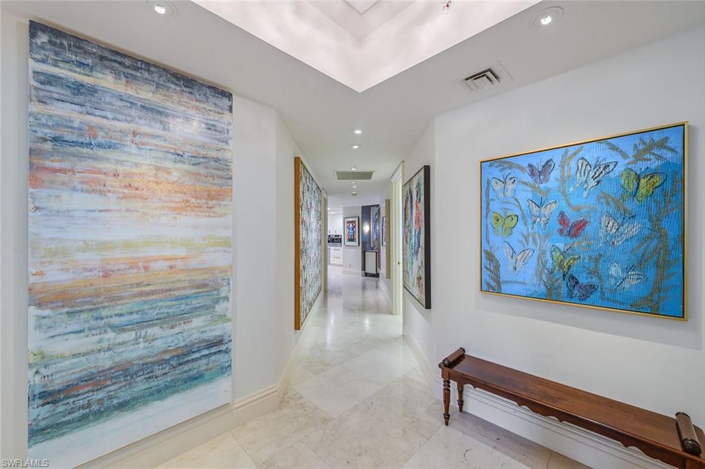 WINDSOR AT BAY COLONY - Residential