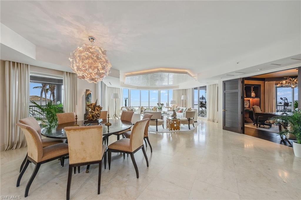 WINDSOR AT BAY COLONY - Residential