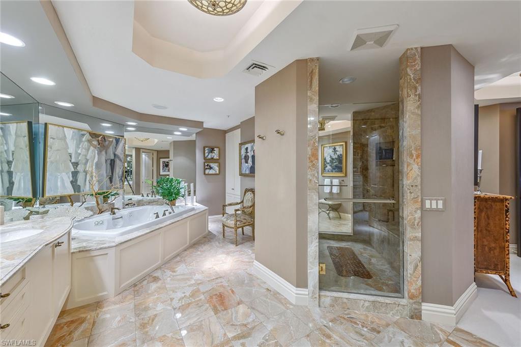 WINDSOR AT BAY COLONY - Residential