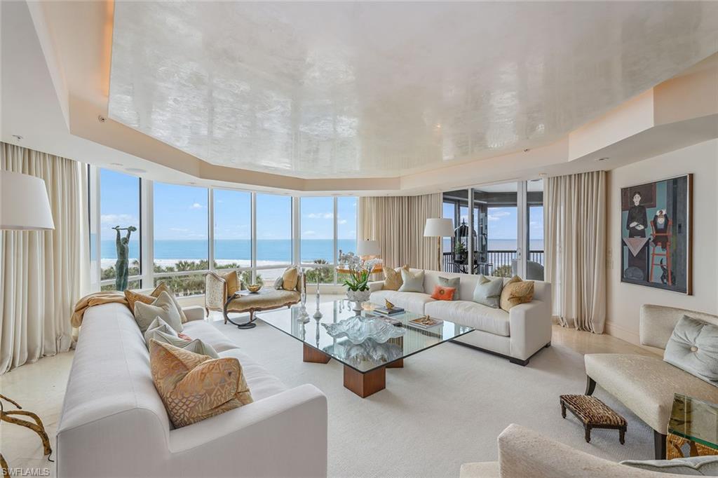 WINDSOR AT BAY COLONY - Residential