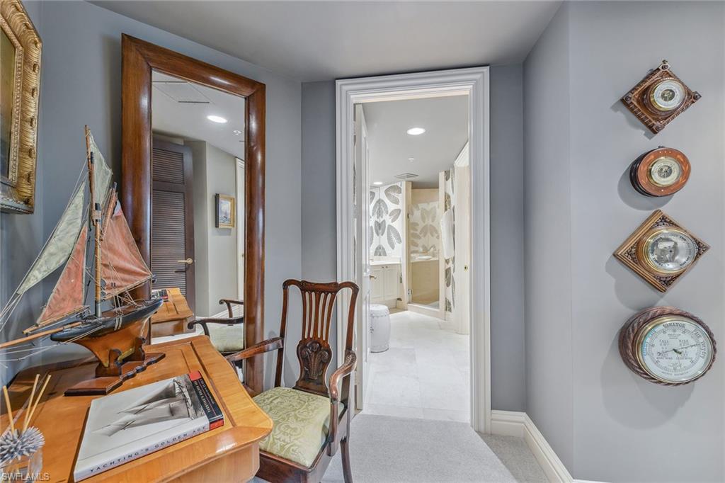 WINDSOR AT BAY COLONY - Residential