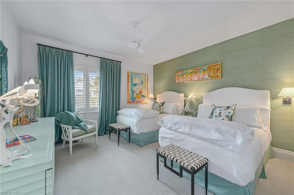 WINDSOR AT BAY COLONY - Residential