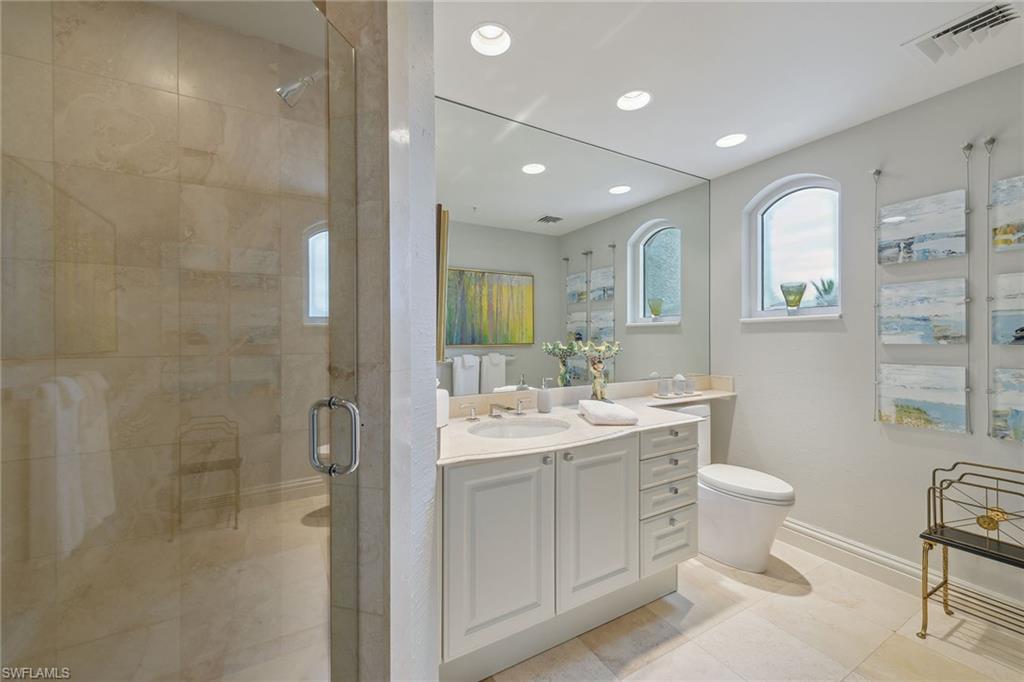 WINDSOR AT BAY COLONY - Residential