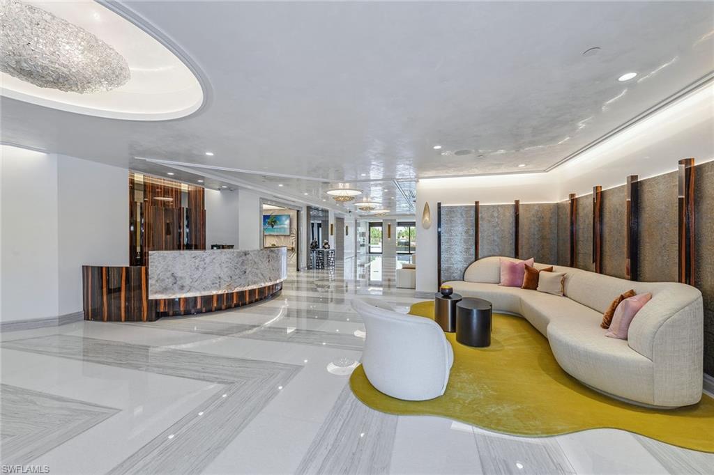 WINDSOR AT BAY COLONY - Residential