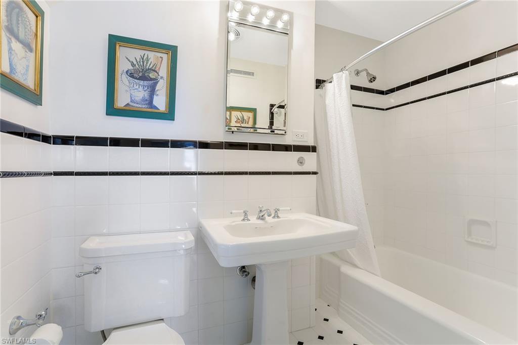 OLDE NAPLES - Residential