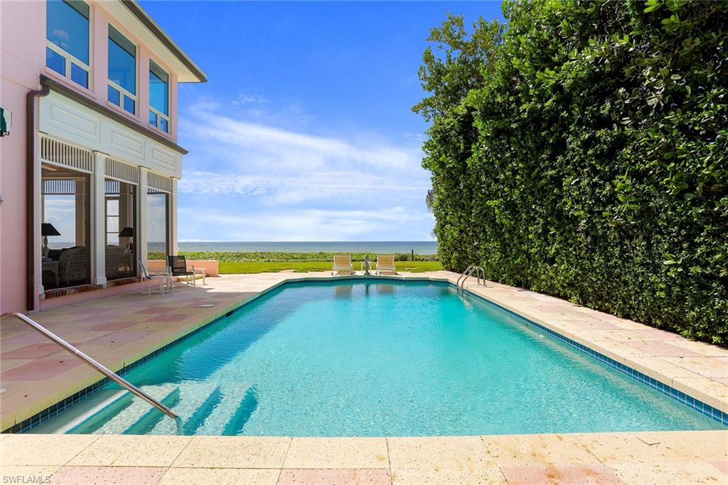 OLDE NAPLES - Residential