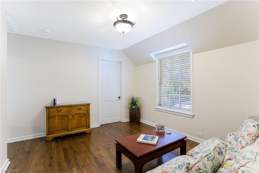 OLDE NAPLES - Residential