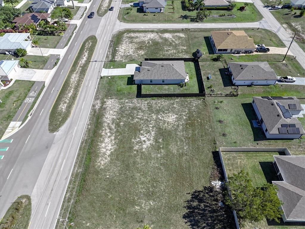CAPE CORAL - Land
