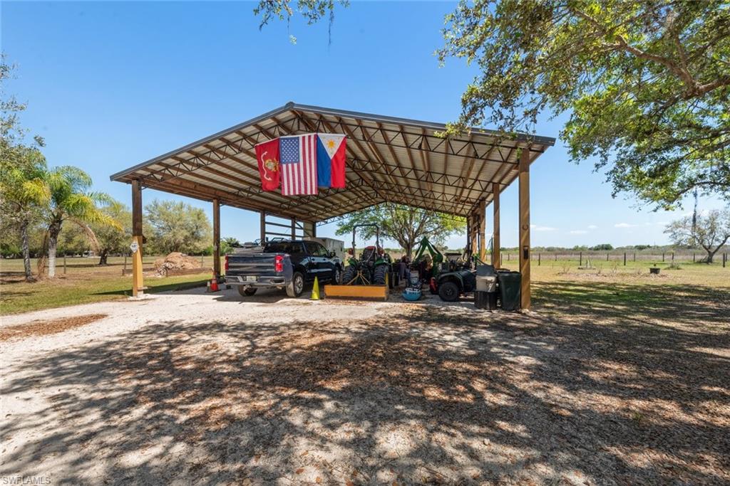 NORTH LABELLE - Residential