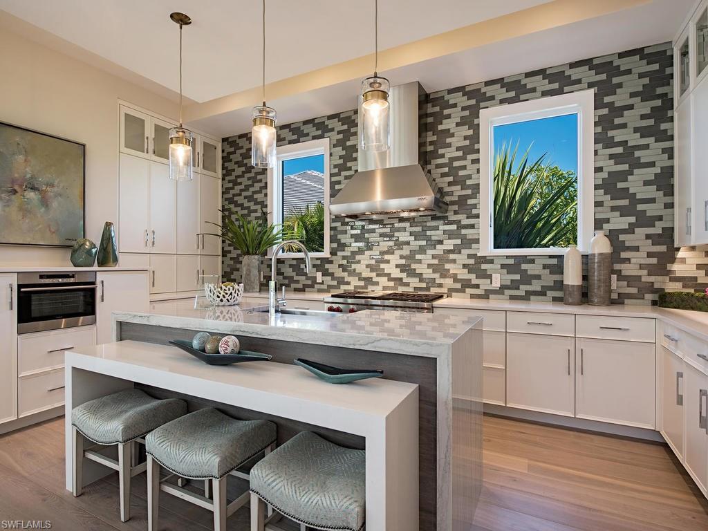 PARK SHORE - Residential