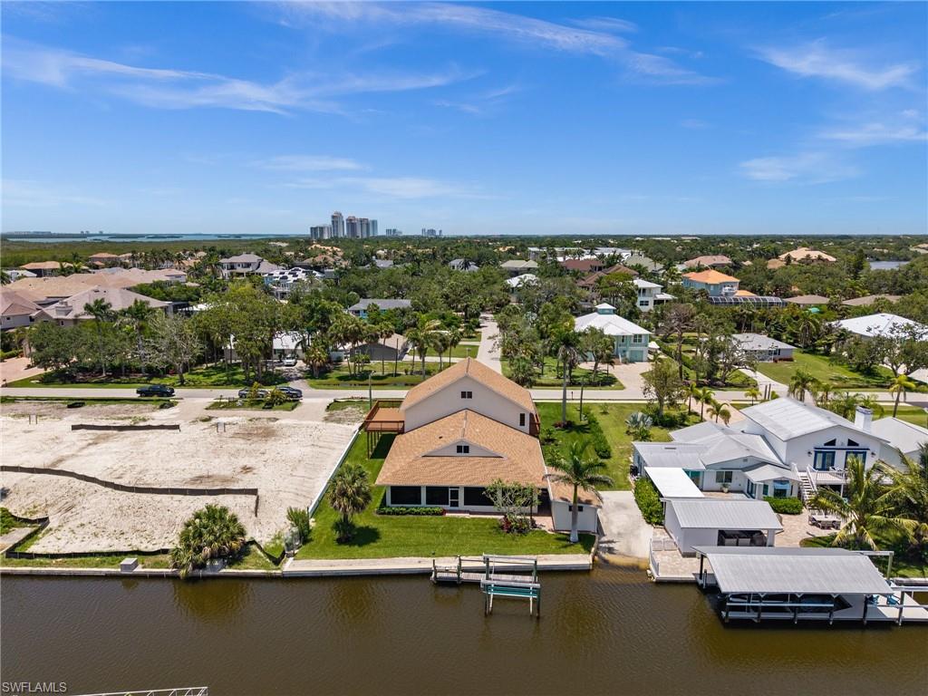 IMPERIAL SHORES - Residential