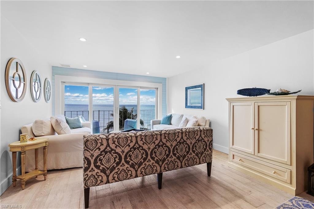 2011 Gulf Shore BLVD N 54