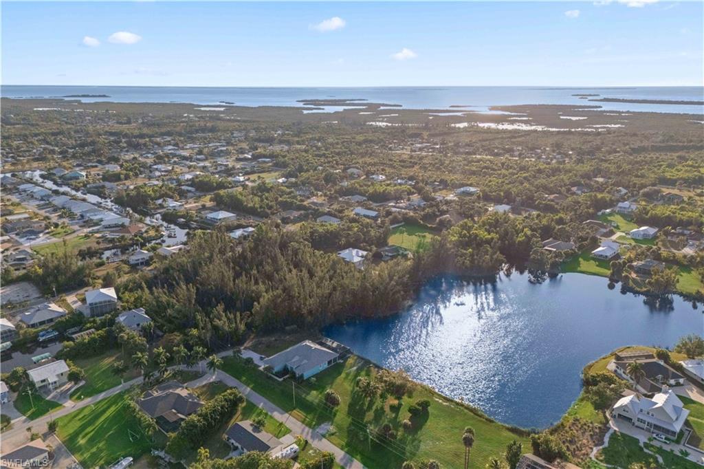 CHARLOTTE SHORES - Land