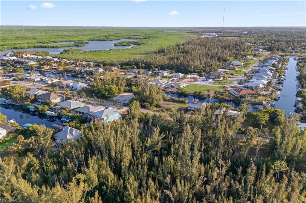 CHARLOTTE SHORES - Land