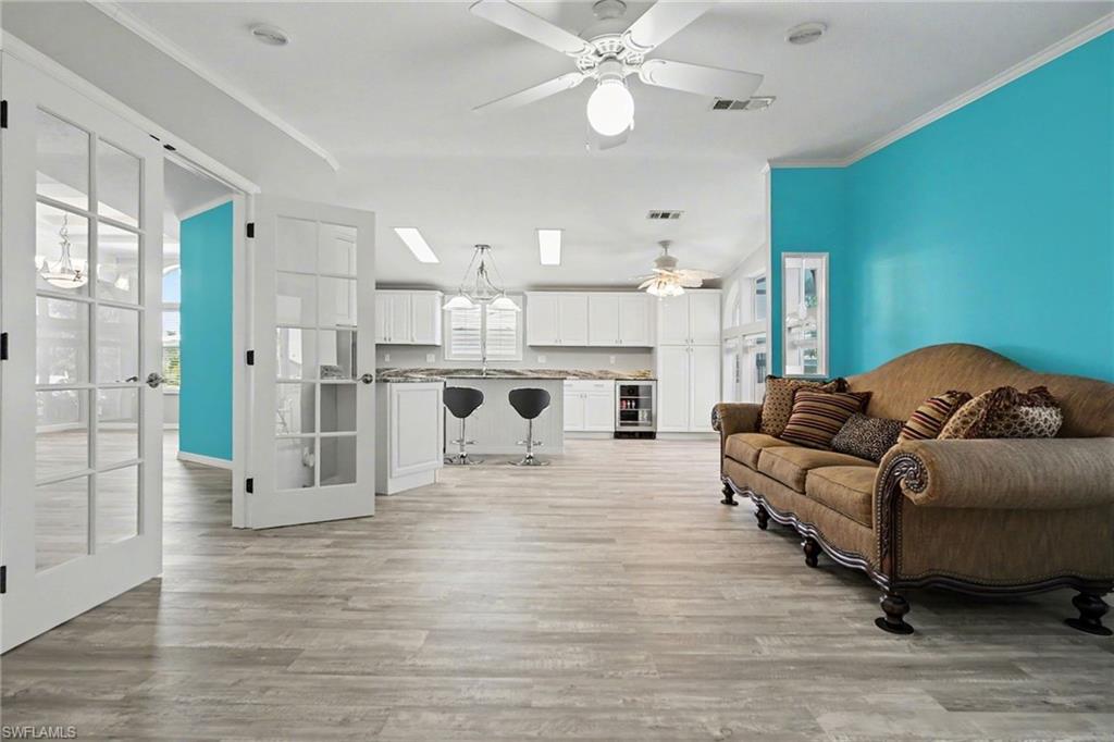 BAYSIDE ESTATES - Residential