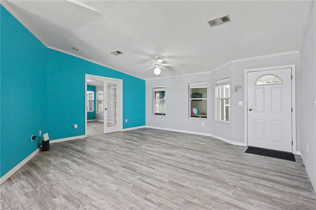 BAYSIDE ESTATES - Residential