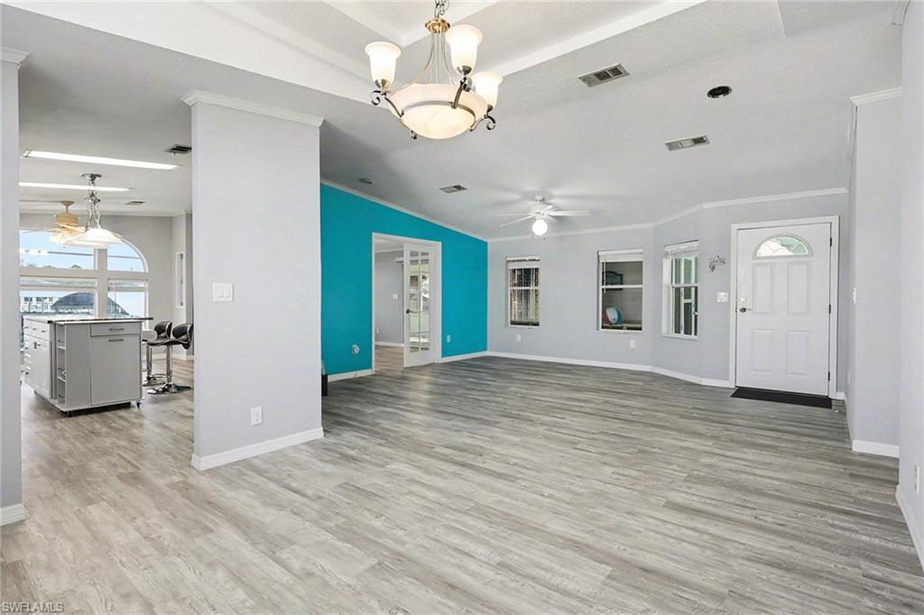 BAYSIDE ESTATES - Residential