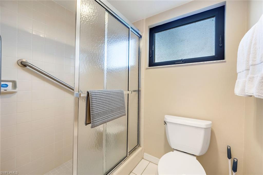 HAMPTONS AT KINGS LAKE - Residential Lease