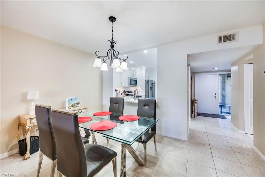 HAMPTONS AT KINGS LAKE - Residential Lease