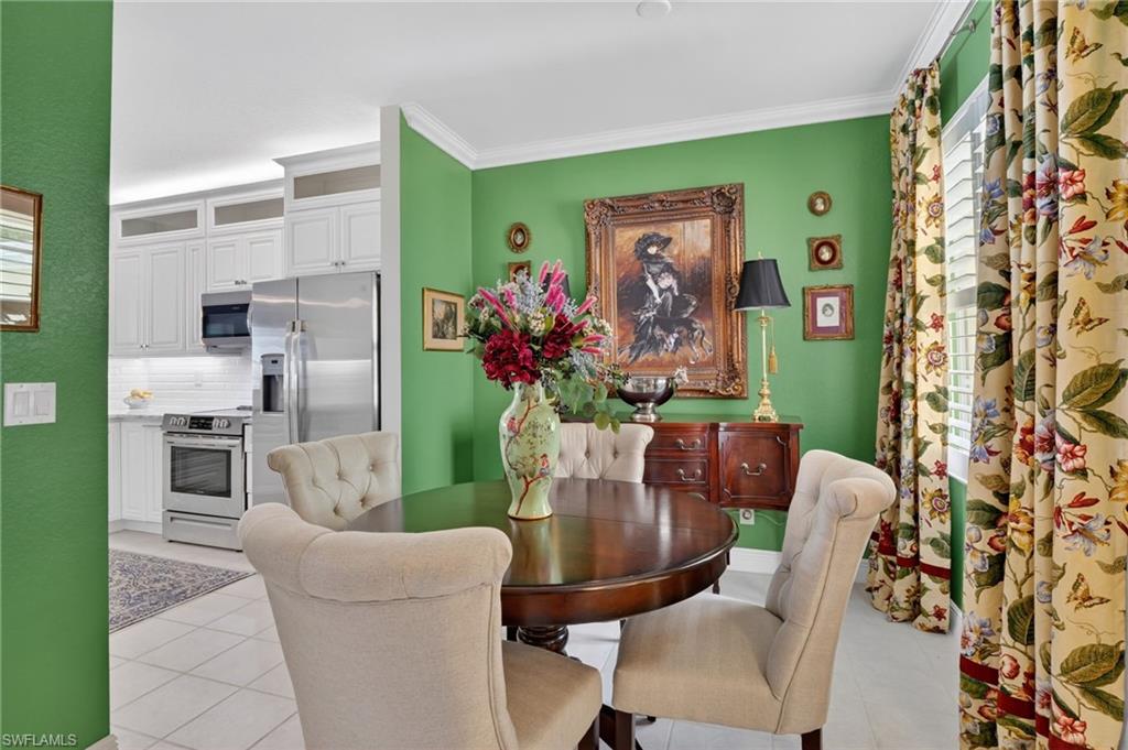 CROWN POINTE SHORES - Residential