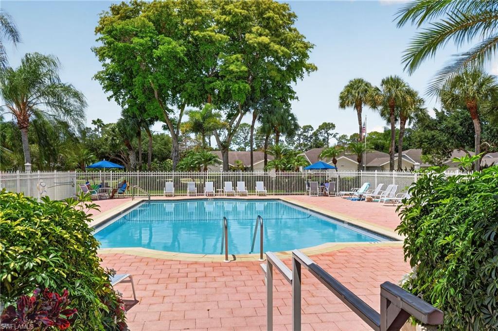 CROWN POINTE SHORES - Residential