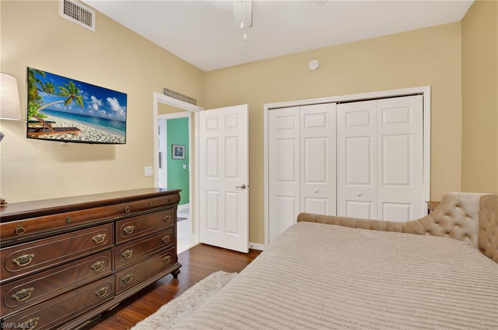 CROWN POINTE SHORES - Residential