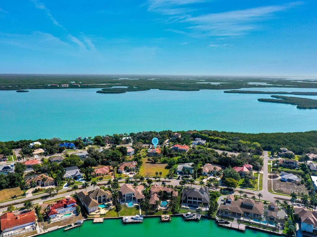 ESTATES - Residential