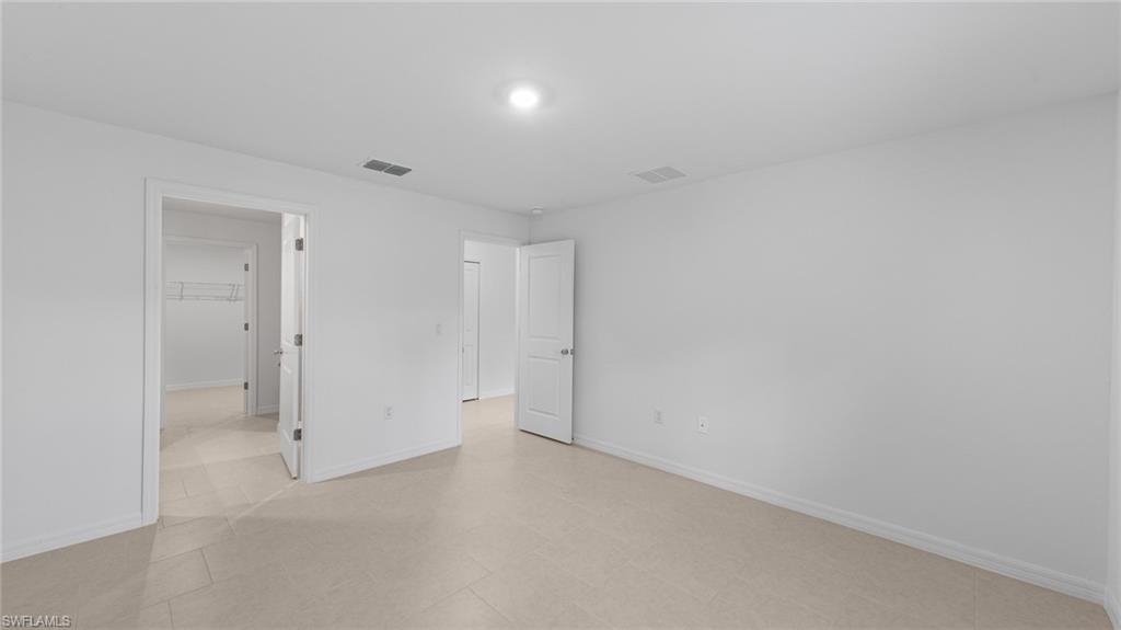 SAVANNA LAKES - Residential