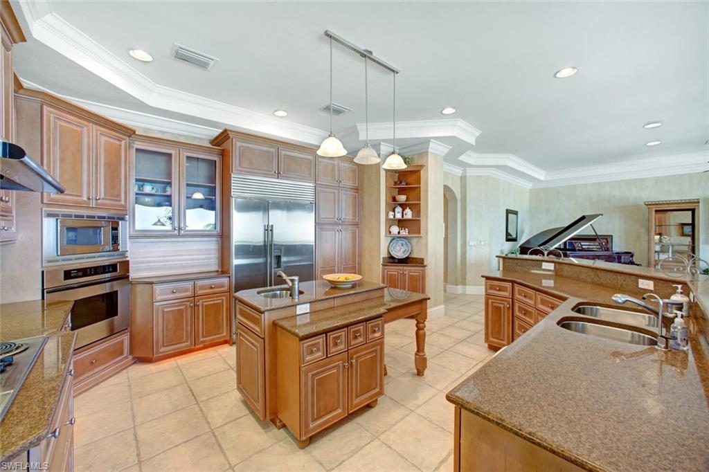 BONITA BEACH - Residential