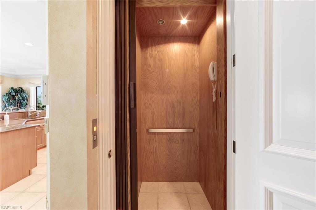 BONITA BEACH - Residential