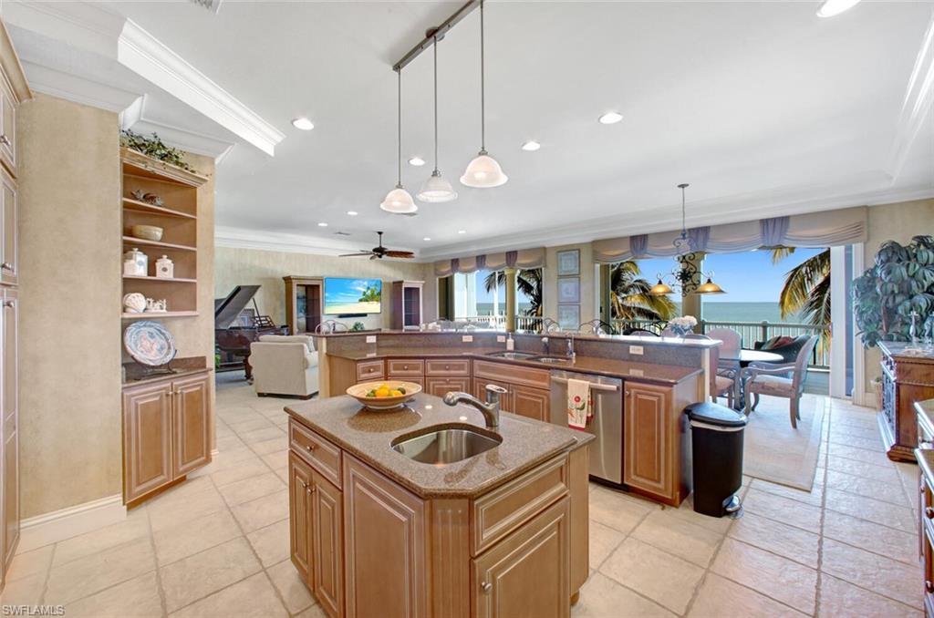 BONITA BEACH - Residential