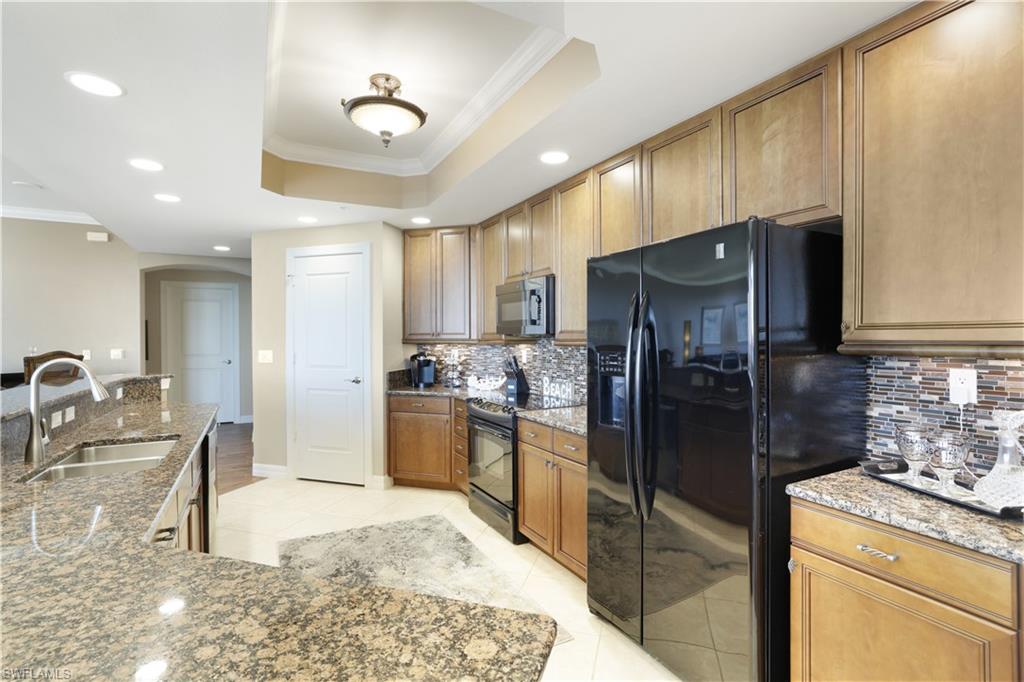 NORTH STAR YACHT CLUB - Residential Lease