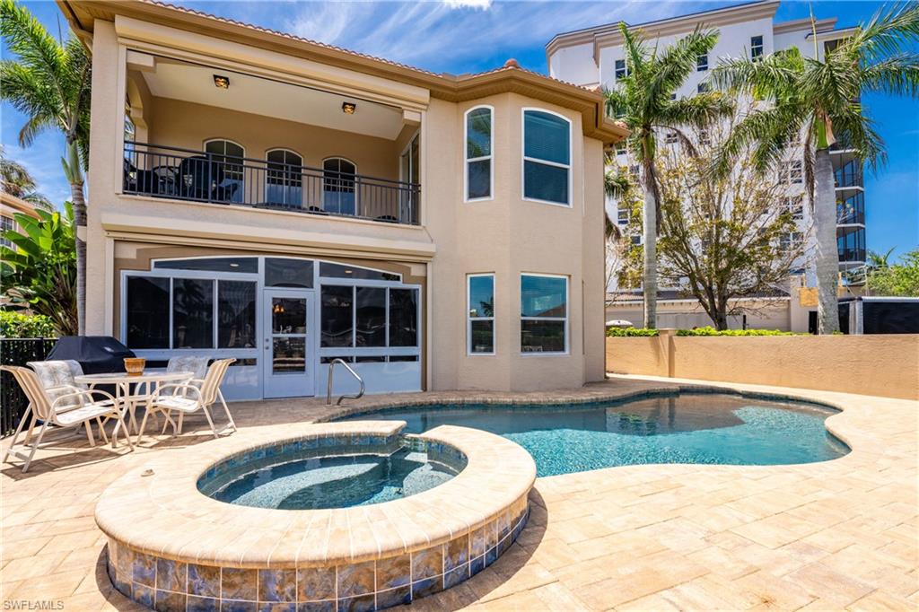 SUNSET KEY - Residential