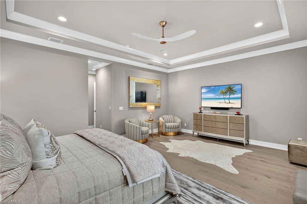 SEVEN SHORES - Residential