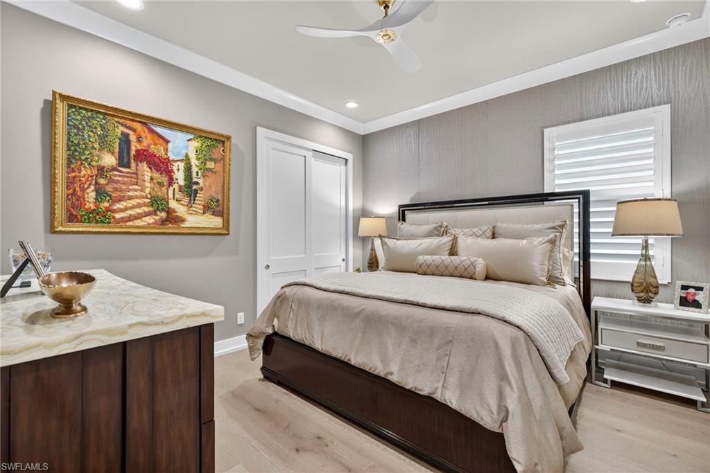 SEVEN SHORES - Residential