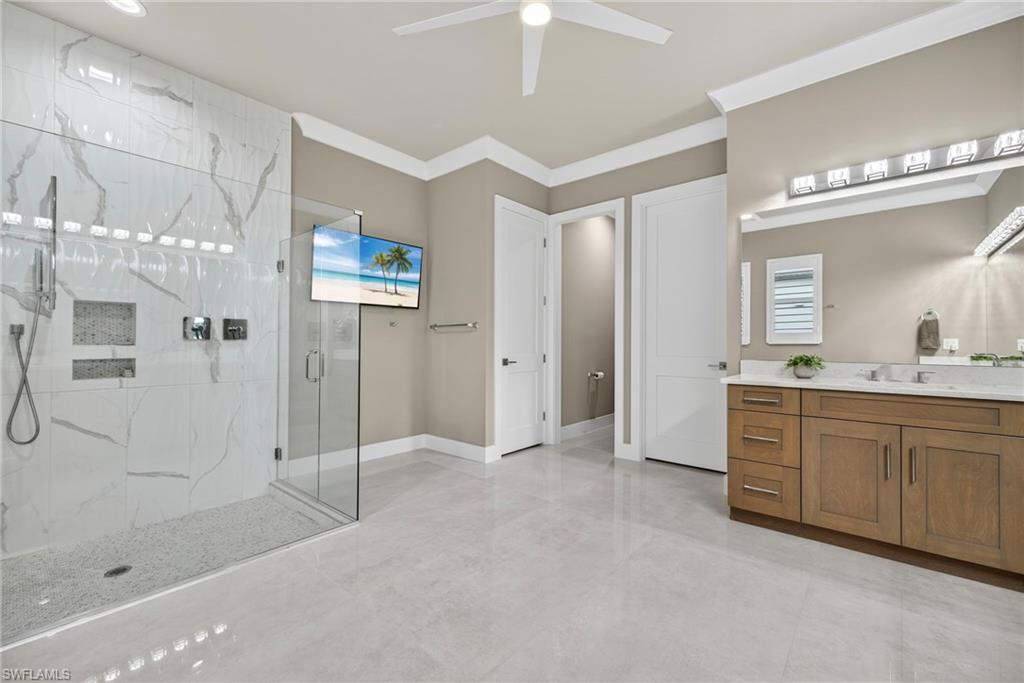 SEVEN SHORES - Residential