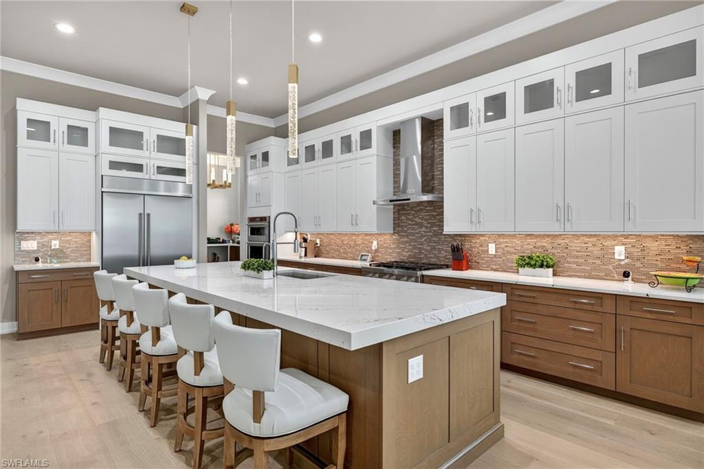 SEVEN SHORES - Residential