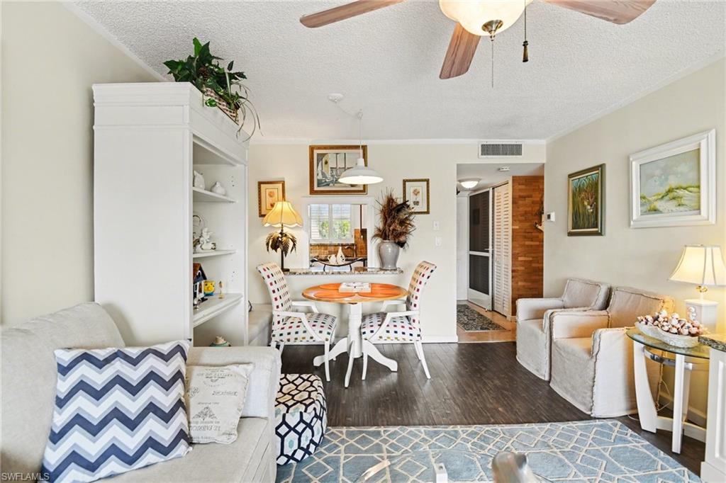 TURTLE LAKE GOLF COLONY - Residential Lease