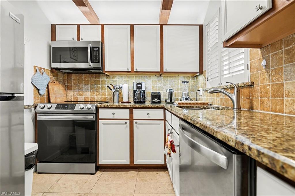 TURTLE LAKE GOLF COLONY - Residential Lease