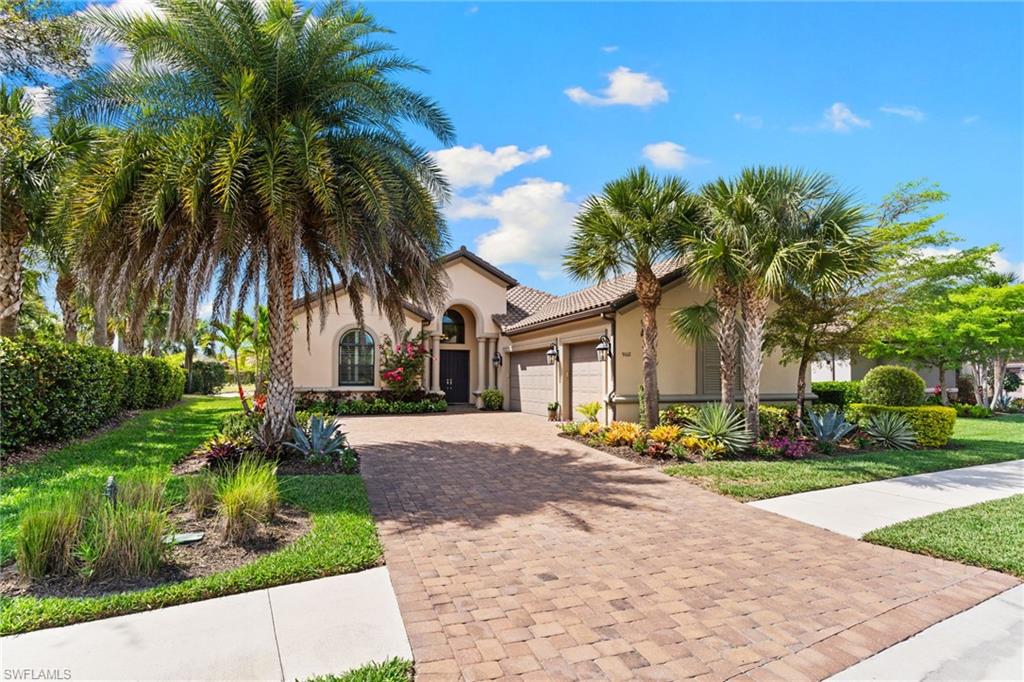 ESPLANADE - Residential