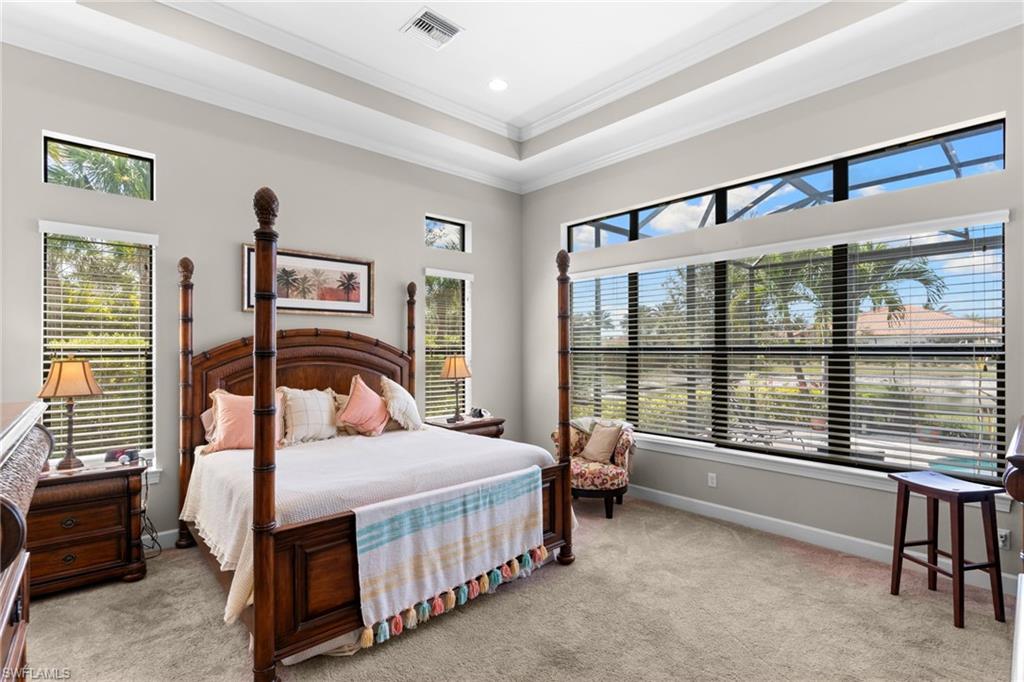 ESPLANADE - Residential