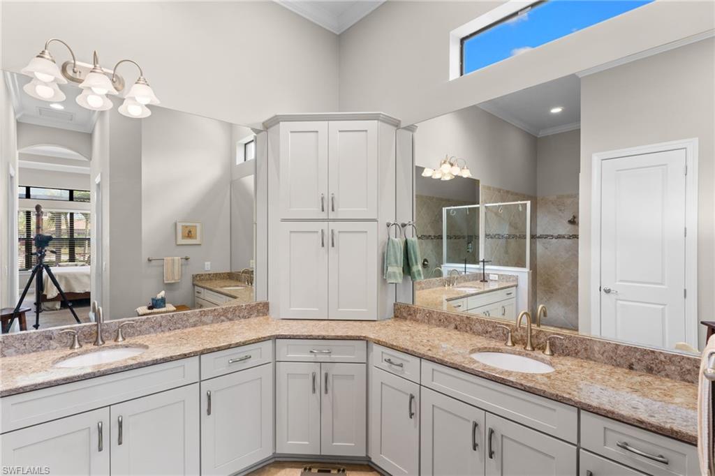 ESPLANADE - Residential