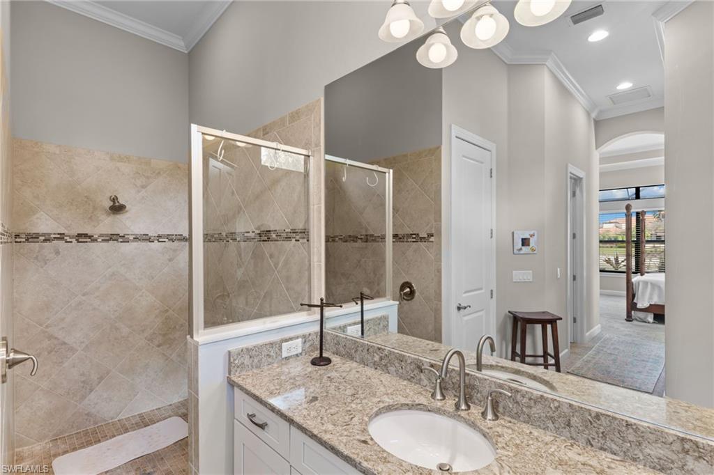 ESPLANADE - Residential