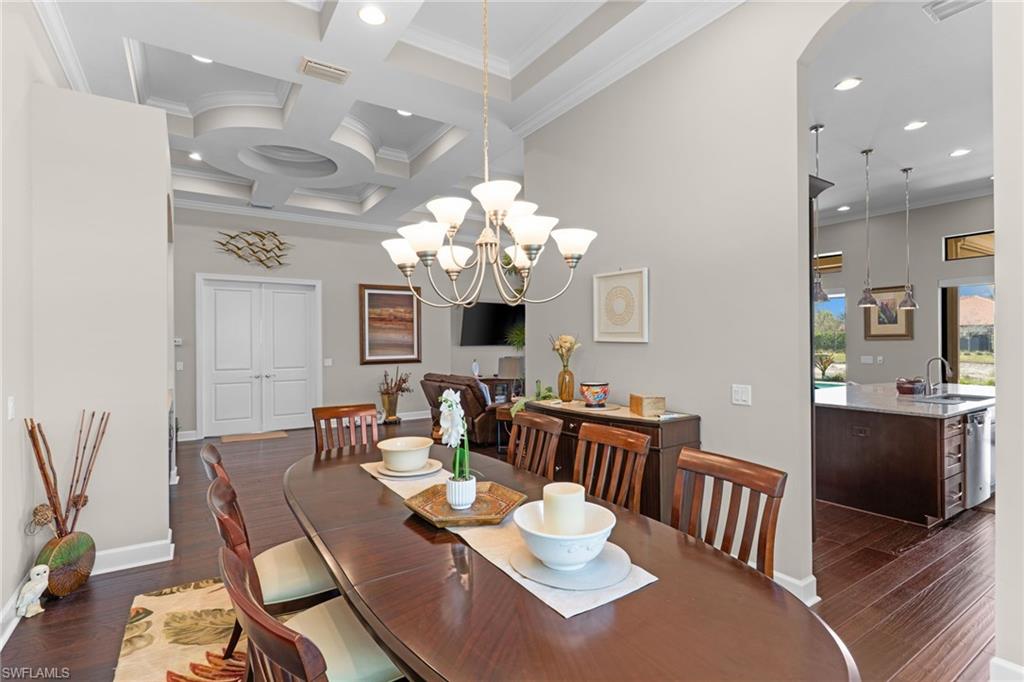 ESPLANADE - Residential